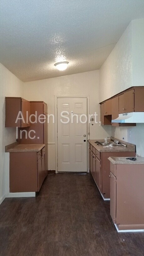 Foto del edificio - 316 Crest Hill Dr