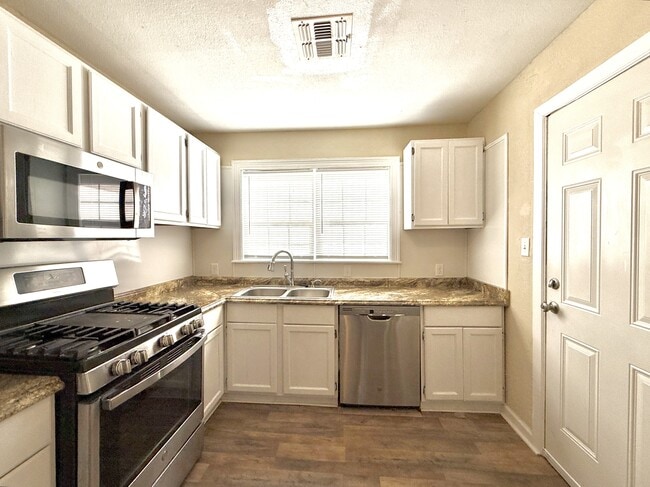 Foto del edificio - 726 Ash St