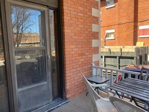 Building Photo - 362 Friel St