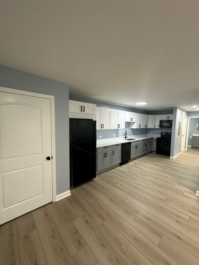 Halsted Park Apartments and Townhomes Apartments in Rockford, IL