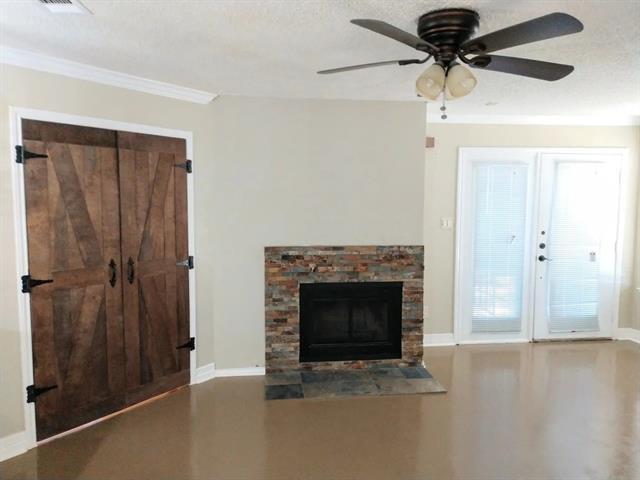 Building Photo - 2314 Bamboo Dr