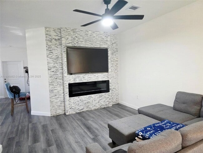 Building Photo - 13130 SW 232nd Ter