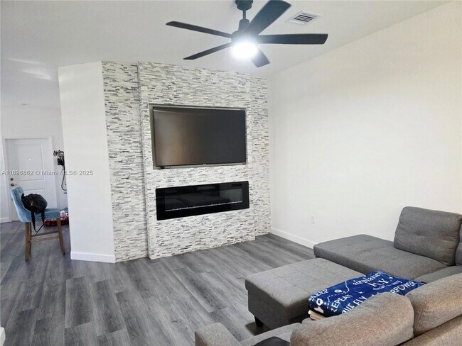 Foto del edificio - 13130 SW 232nd Ter