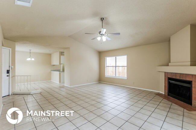 Building Photo - 8610 Shallow Ridge Dr
