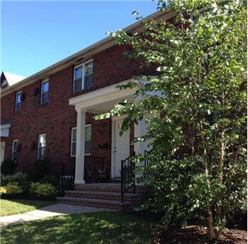 Building Photo - 6 Elm Ct