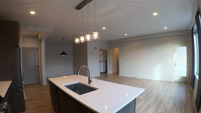 Foto del edificio - 5001 Prospect Ave