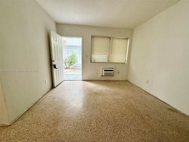 Building Photo - 780 81st St