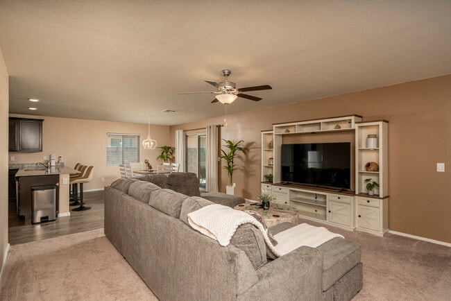 Building Photo - 1547 E Inouye Dr