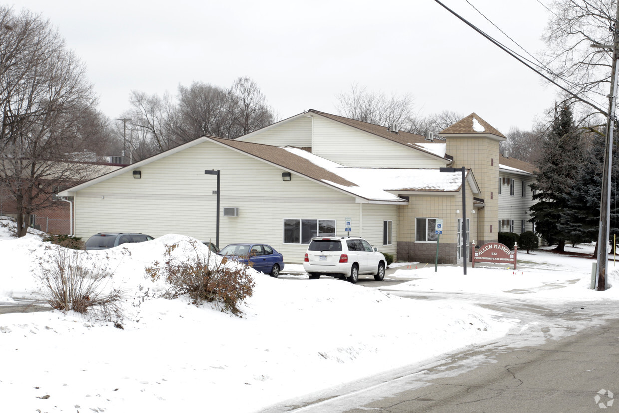 Primary Photo - Allen Manor Senior Housing