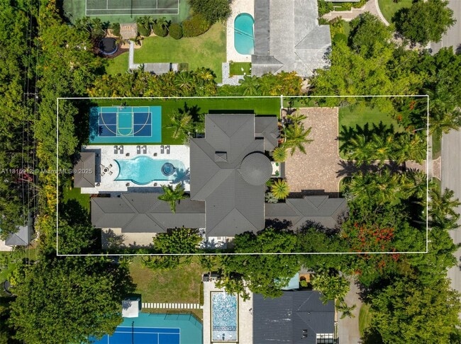 Building Photo - 6080 SW 104th St