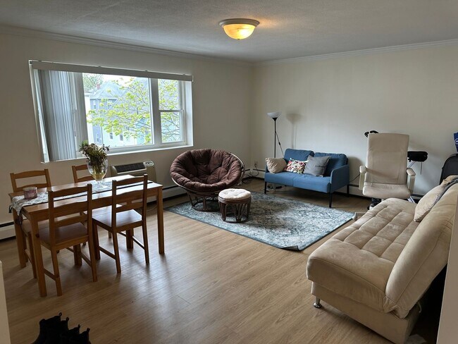 Foto del edificio - New Allston Listing!!