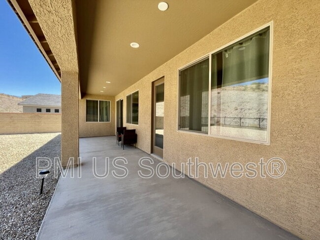 Building Photo - 3263 Secret Pass Canyon Dr