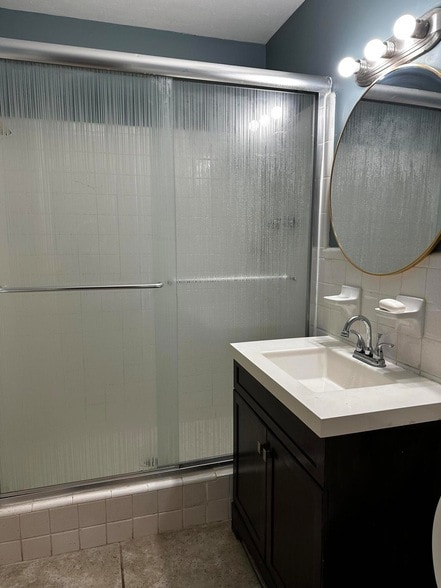 Building Photo - 336 N Gray Ave