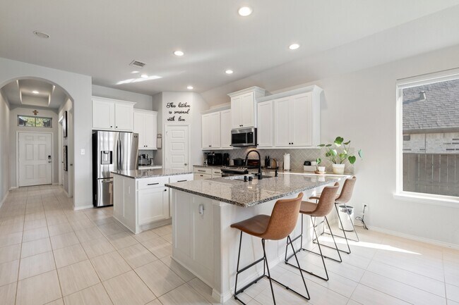 Foto del edificio - 6907 Myrtle Dr