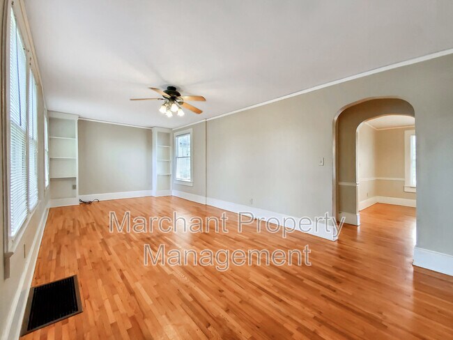 Foto del edificio - 27 Langley Dr