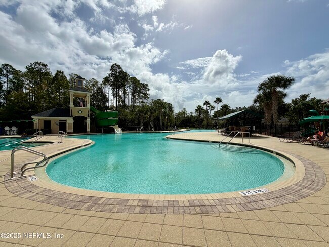 Foto del edificio - 28 Spey Bay Ct