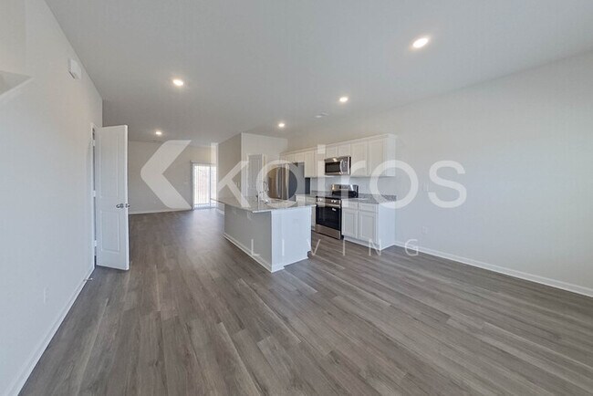 Foto del edificio - 2233 Banyon Cir