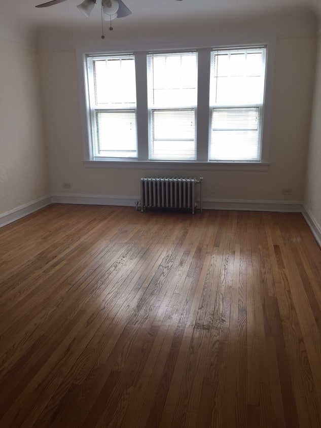 Primary Photo - 2942 N Kolmar Ave