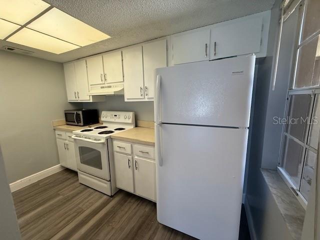 Foto del edificio - 1656 Sunny Brook Ln