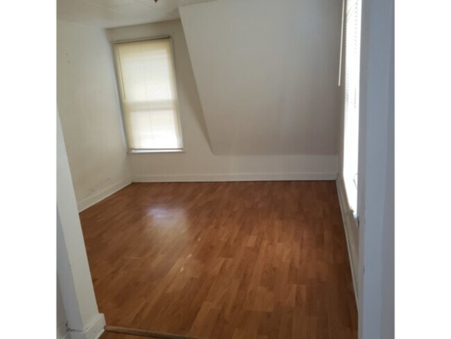 Foto del edificio - 413 S Almon St
