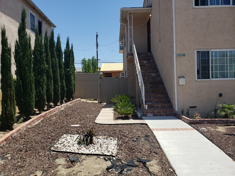 Photo - 10334 S Wilton Pl (Los Angeles, CA)