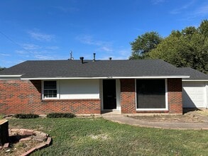 Building Photo - 1414 Harmon Terrace