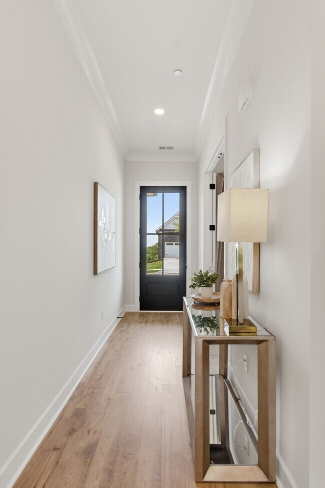 Foto del edificio - 308 Buckwood Ave