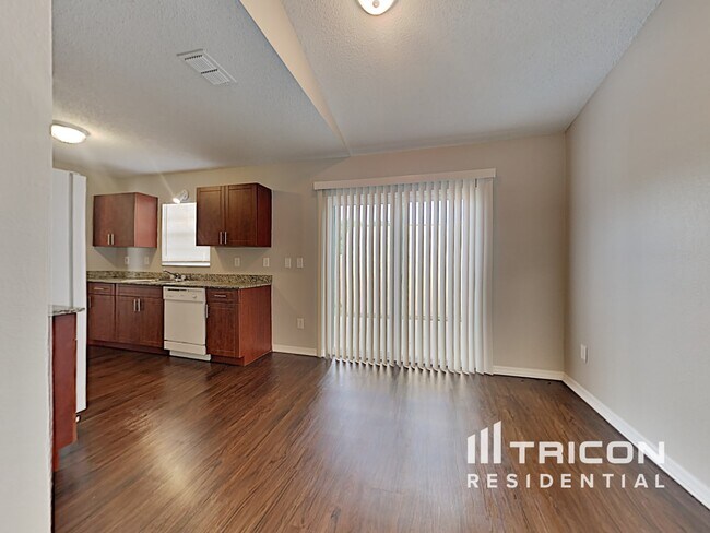 Foto del edificio - 3310 51st St N