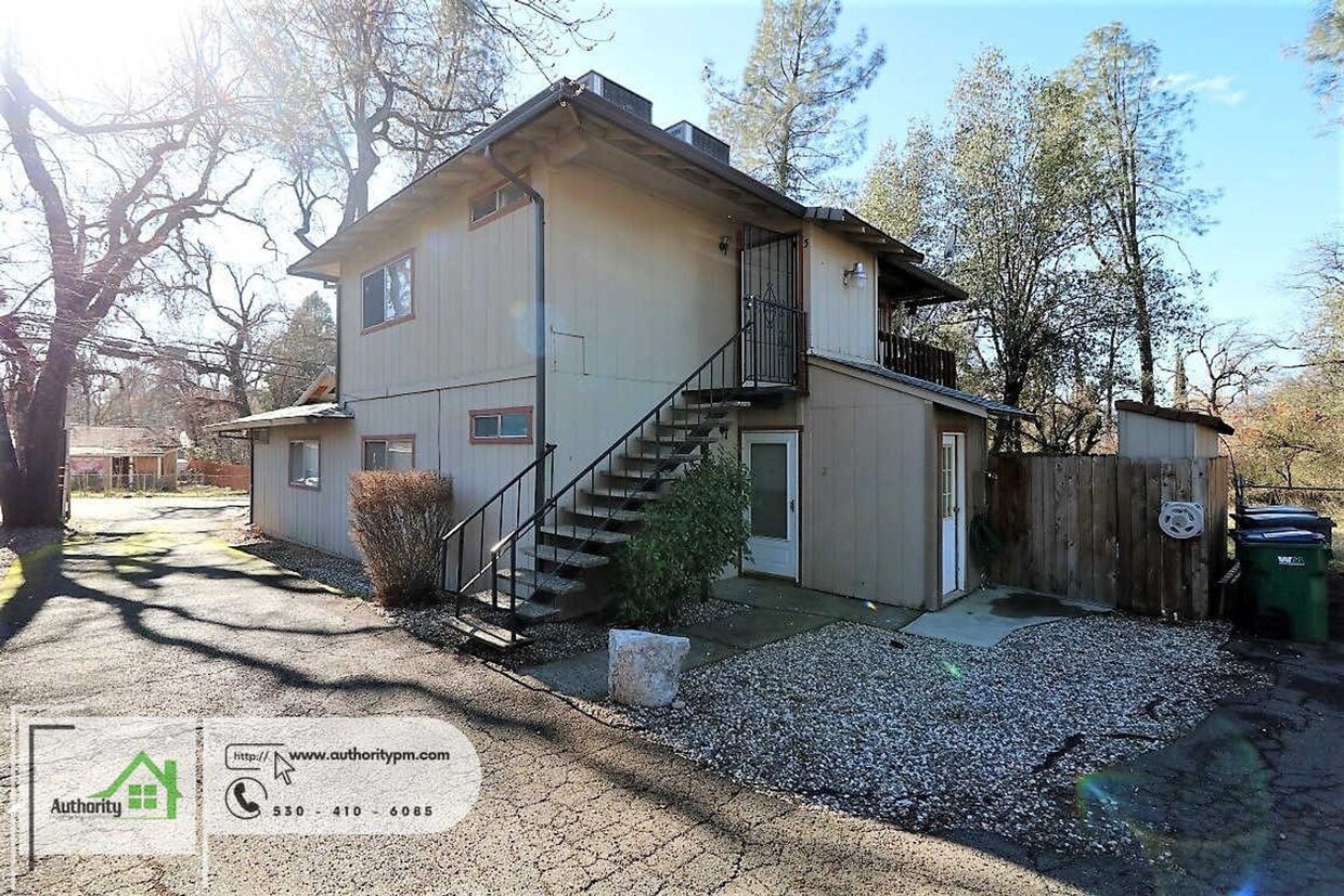 Primary Photo - 4845 Front St