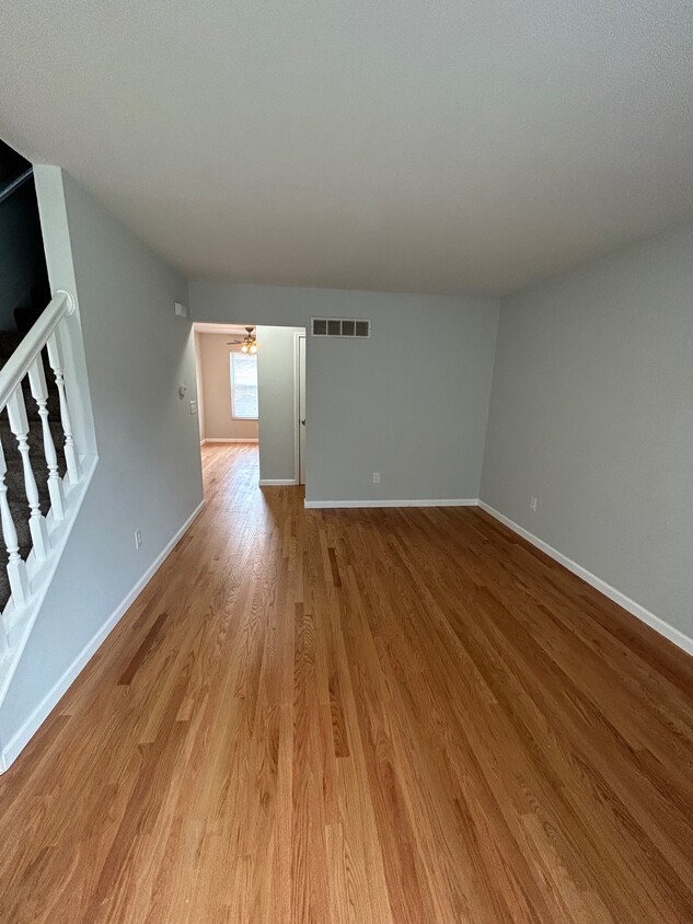Primary Photo - 1685 Meyer Dr