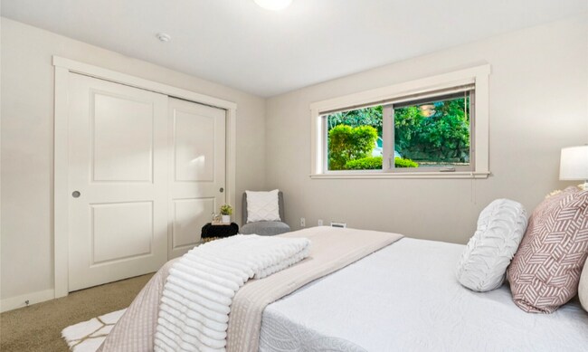 Bedroom - 15155 NE 82nd St