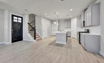 Building Photo - 3120 Moontide Ln