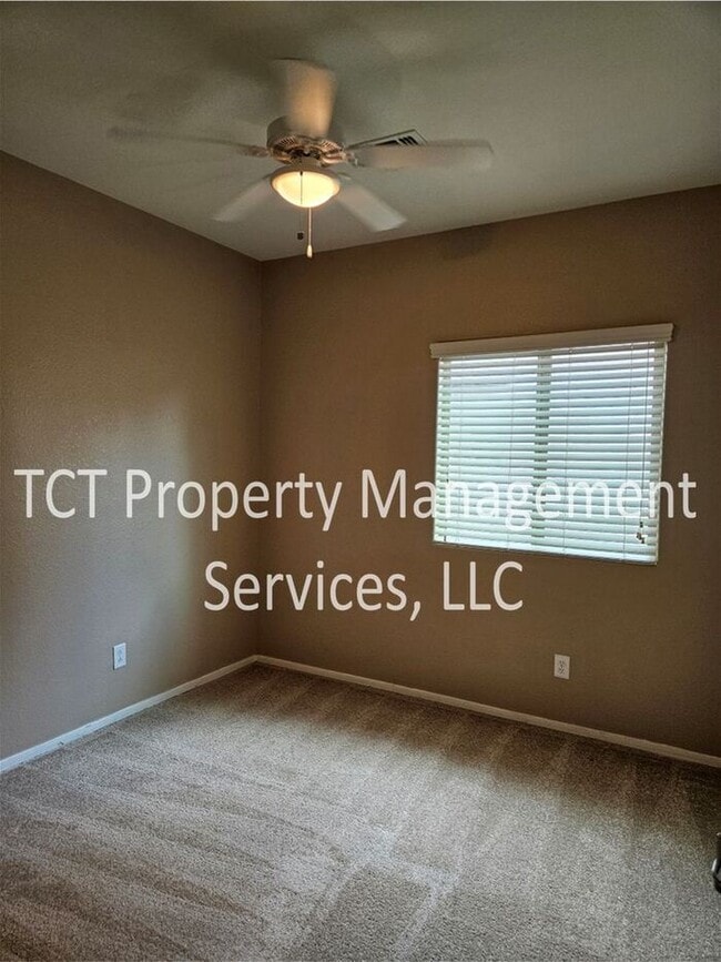 Building Photo - 3 bed/2 bath home in Buckeye