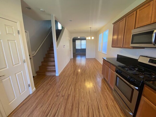 Foto del edificio - NW Reno House - Large Yard with Mountain &...