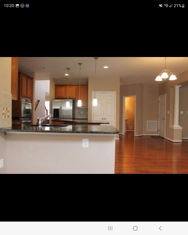 Foto del edificio - 1213 Heartland Ct