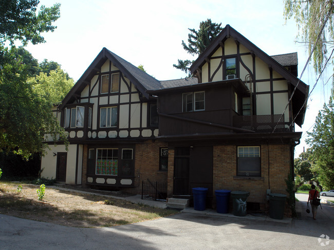 Building Photo - 1127 E South Temple