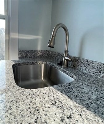 Building Photo - 62 Elliot St