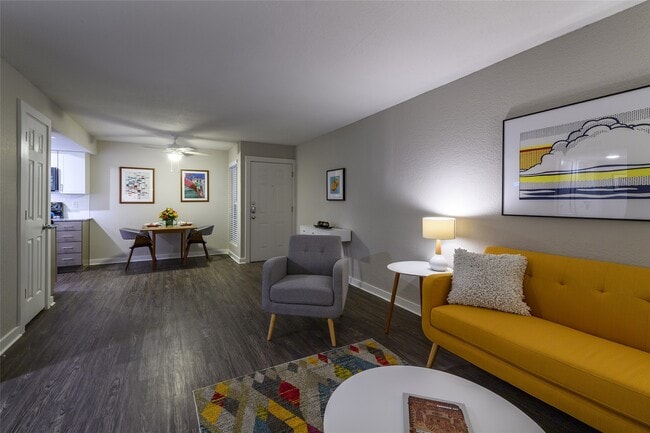 Foto del edificio - 8787 Hammerly Blvd