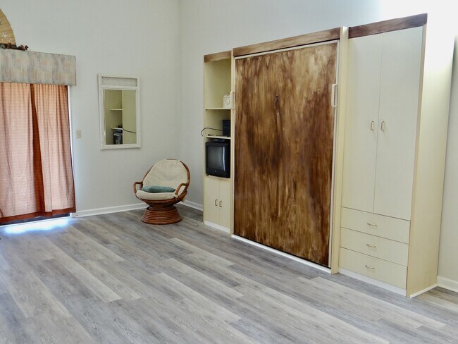 Foto del edificio - Large Efficiency Apartment with amenities in Surfside Beach