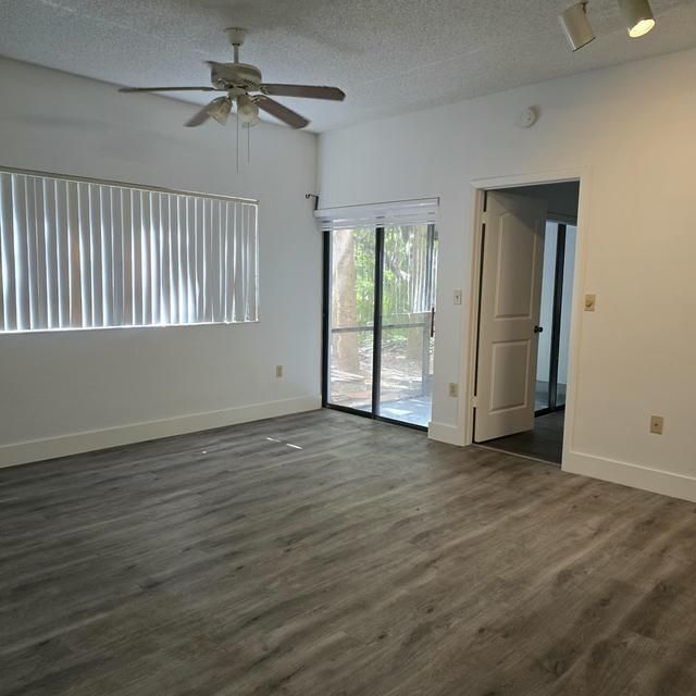 Building Photo - 2445 SW 18th Terrace