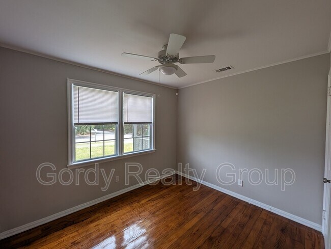 Foto del edificio - 4459 Broad St