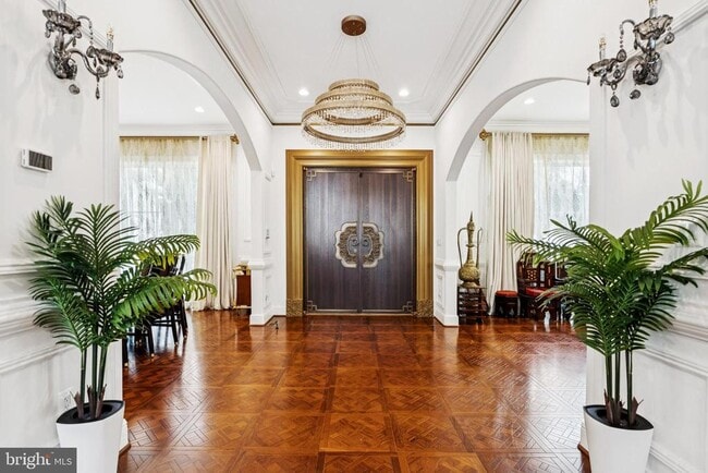 Building Photo - 855 Dolley Madison Blvd