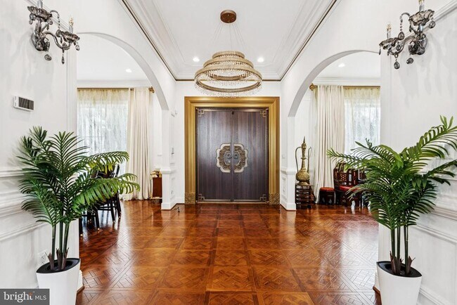 Foto del edificio - 855 Dolley Madison Blvd