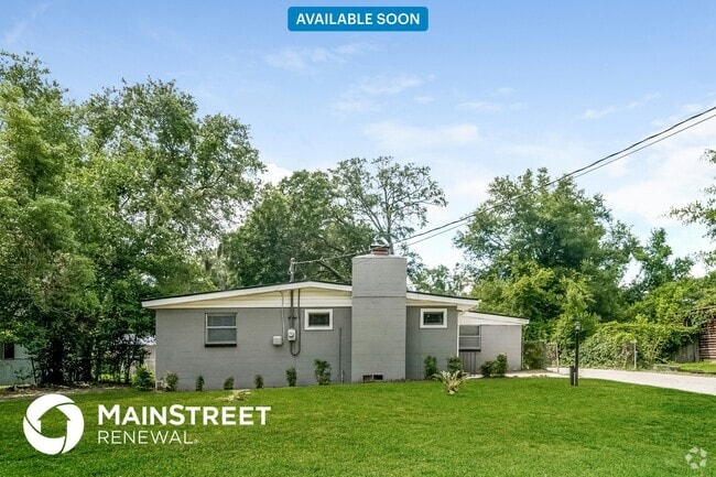 Building Photo - 10410 Wooster Dr