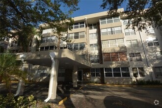 Building Photo - 6500 Cypress Rd