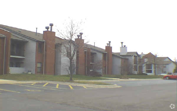 Building Photo - Foxfire Condominiums