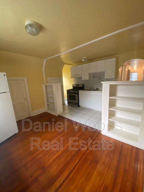 Foto del edificio - 5804 Greene St