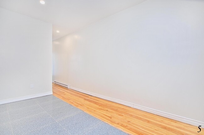 Photo du bâtiment - 11740 Av. Pigeon