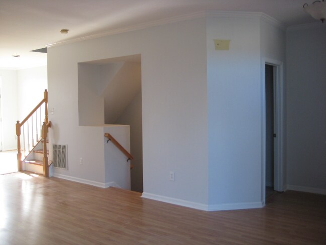 Building Photo - 20848 Shamrock Glen Cir