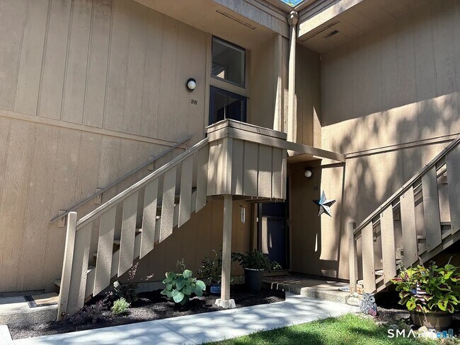 Building Photo - 28 Granite Rd